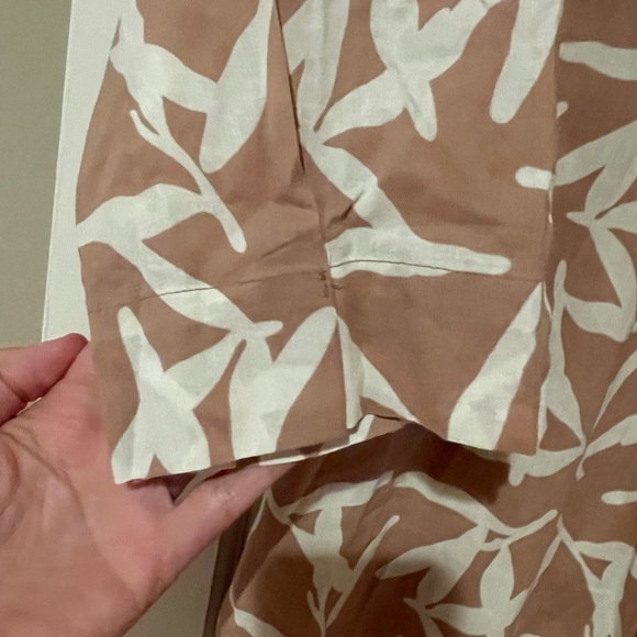 NWT mirth caftans Vienna caftan in desert sand leaf print - Picture 2 of 6